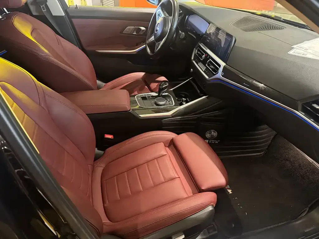 BMW 3 Series 2021 из CN, фото 3