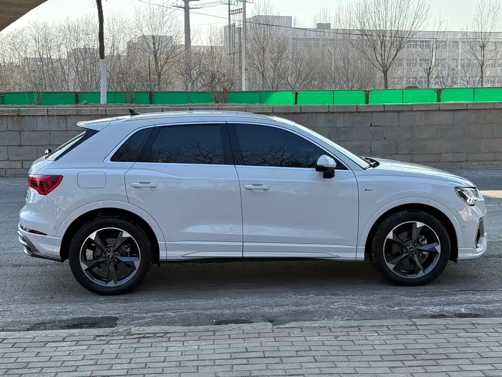 Audi Q3 2022 из CN, фото 8