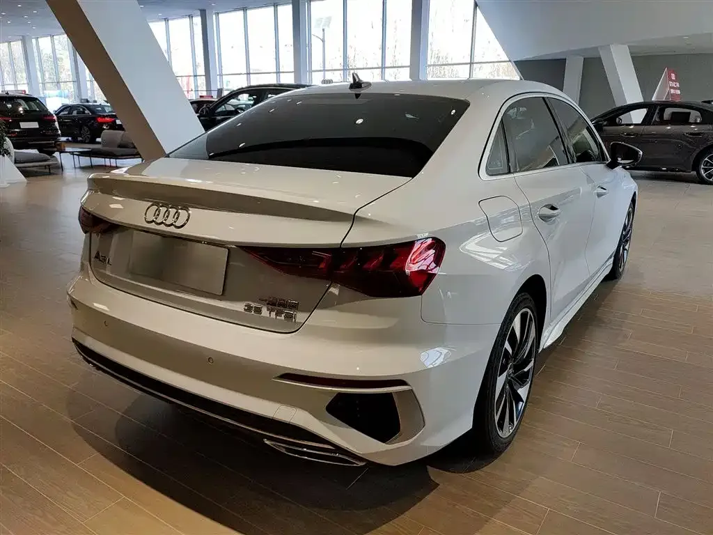 Audi A3 — фото 6