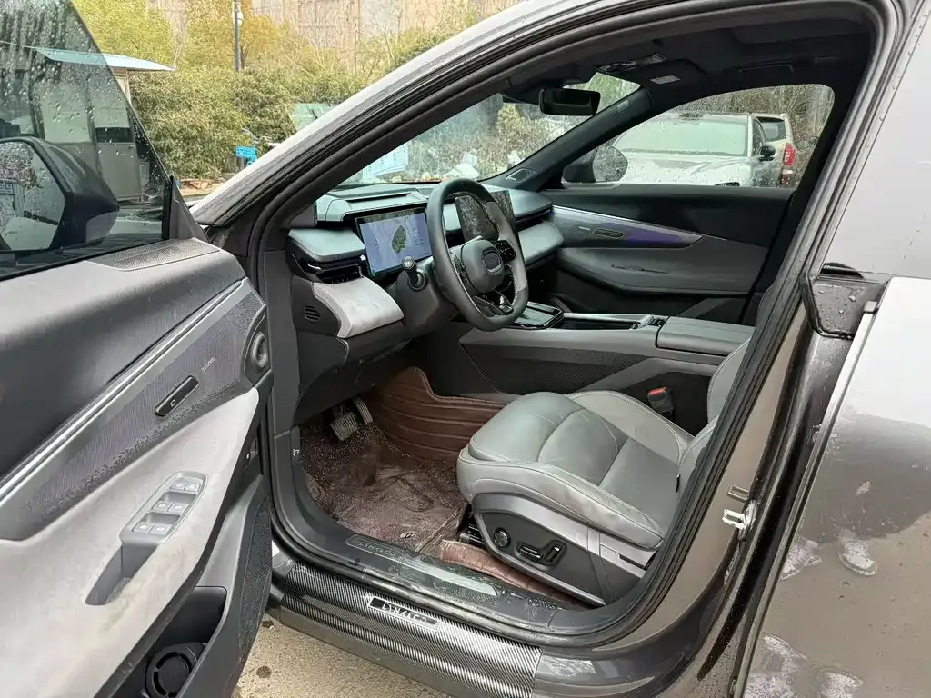 Lynk & Co 08 EM-P 2024 из CN, фото 9