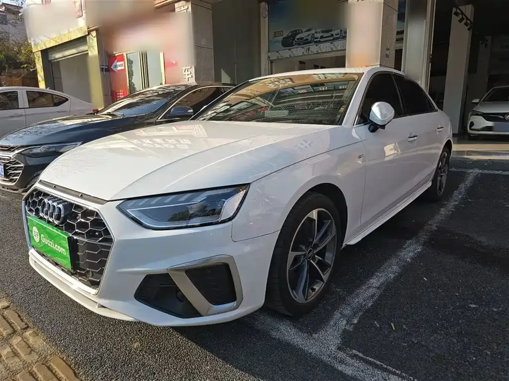 Audi A4L 2024 из CN, фото 1