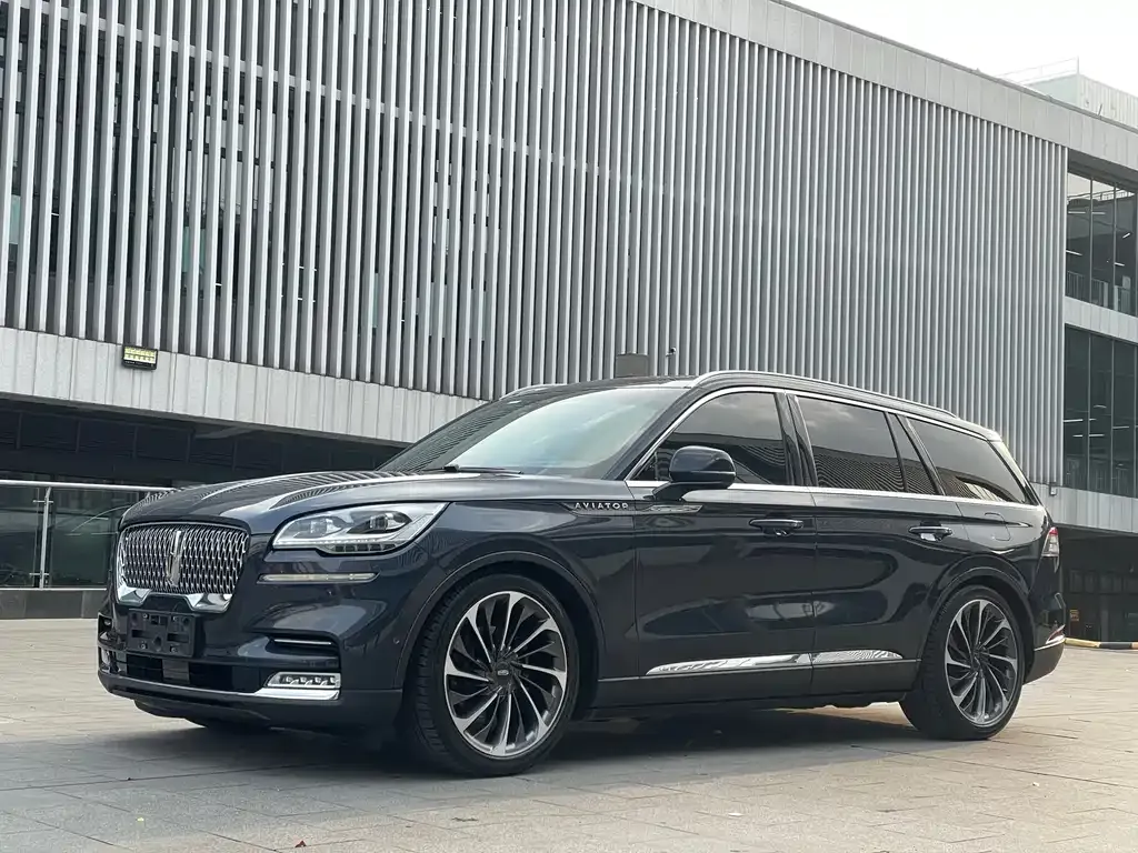 Lincoln Aviator 2021 из CN, фото 1