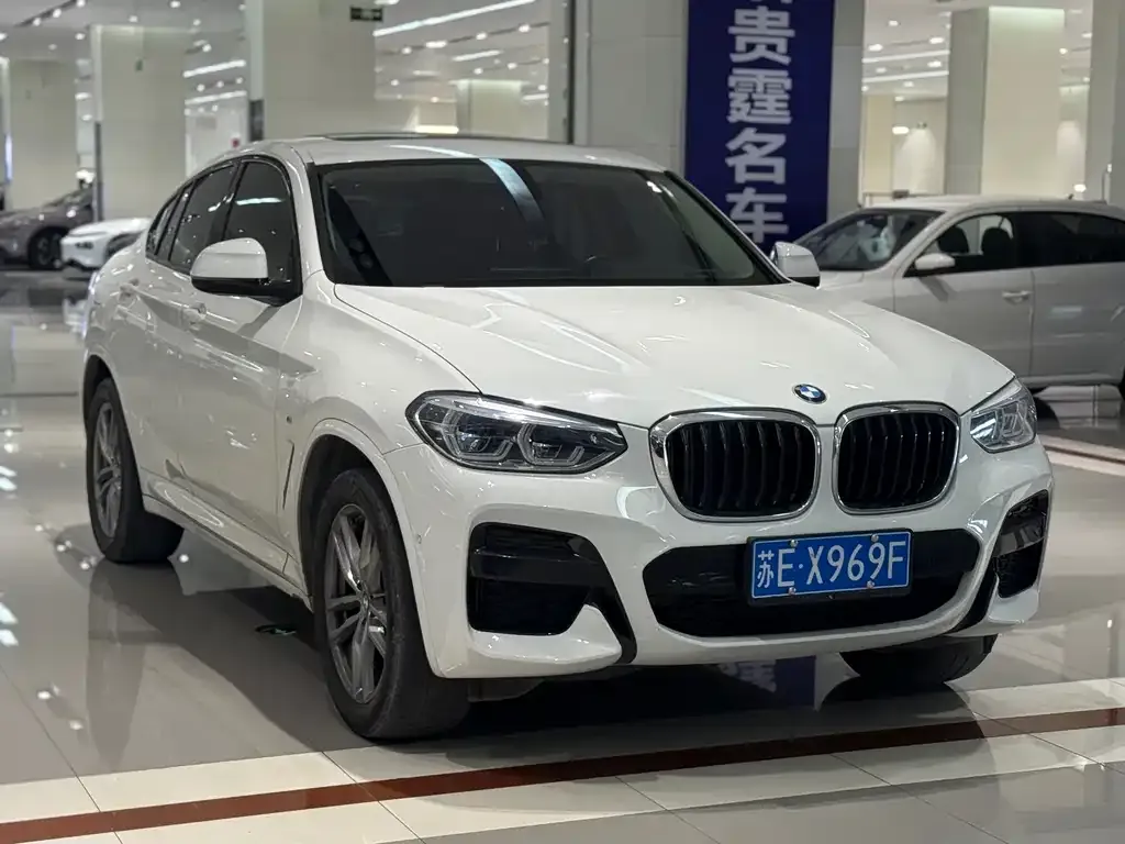BMW X4 — фото 5
