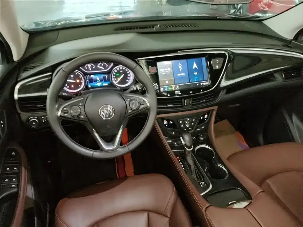 Buick Envision Plus — фото 6