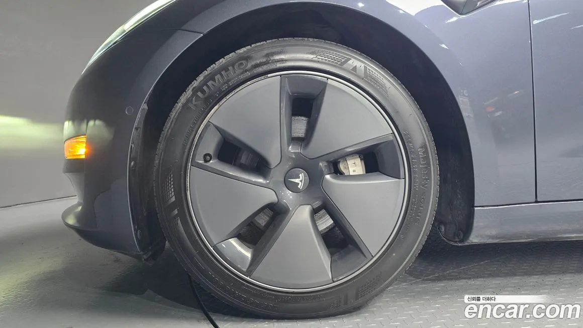 Tesla Model 3 2021 из KR, фото 9