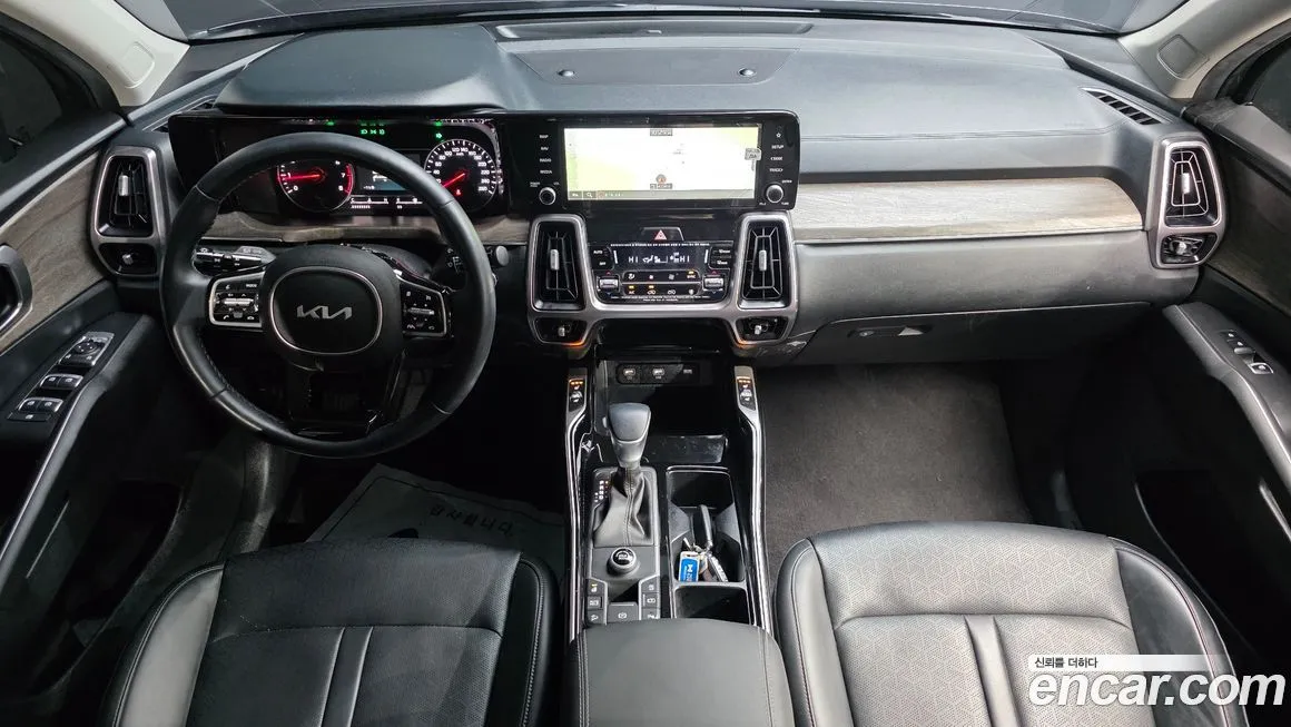 Kia Sorento — фото 4