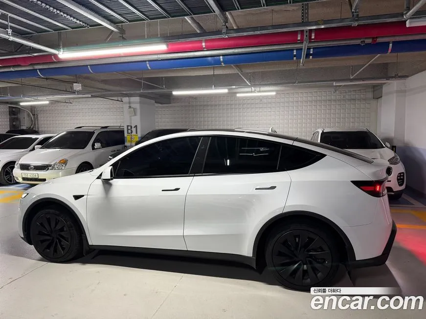Tesla Model Y 2025 из KR, фото 10