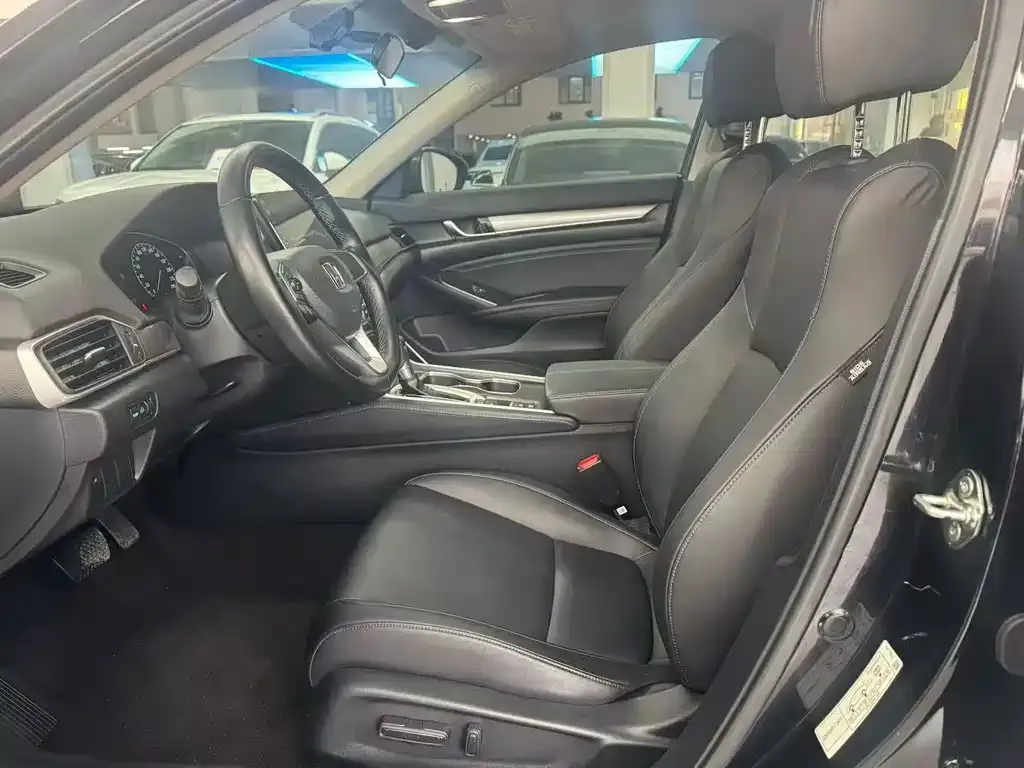 Honda Accord 2022 из CN, фото 8
