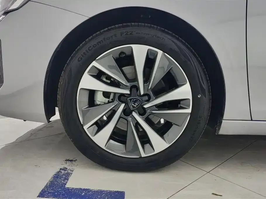 Peugeot 408 2025 из CN, фото 8