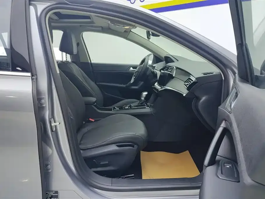 Peugeot 408 2025 из CN, фото 3