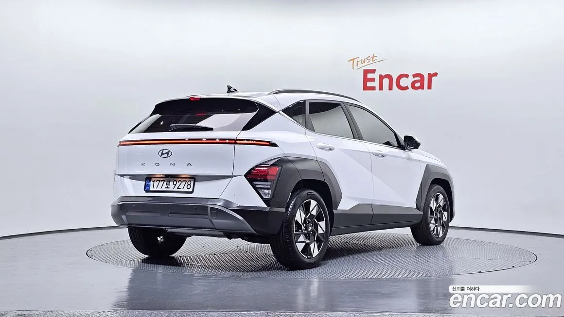 Hyundai Kona — фото 2