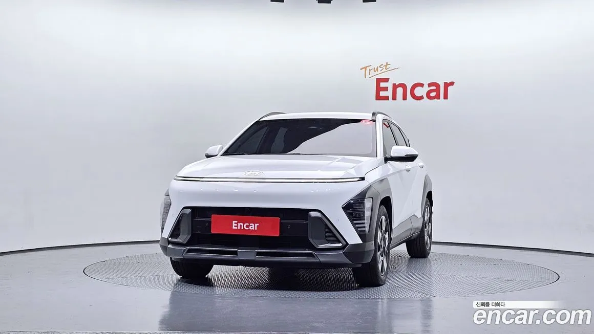 Hyundai Kona — фото 8
