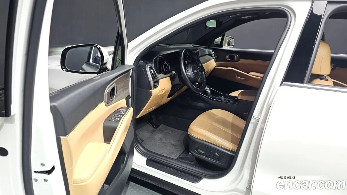 Kia Sorento — фото 5