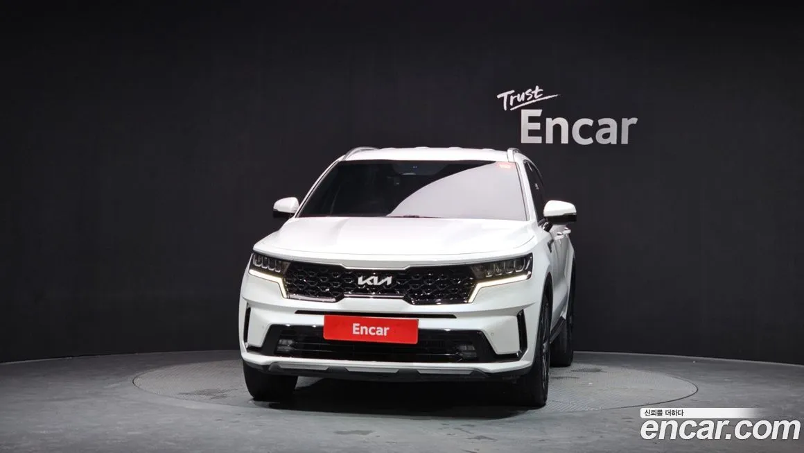 Kia Sorento — фото 8