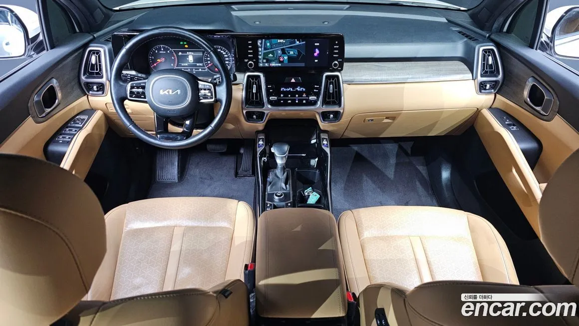 Kia Sorento — фото 10