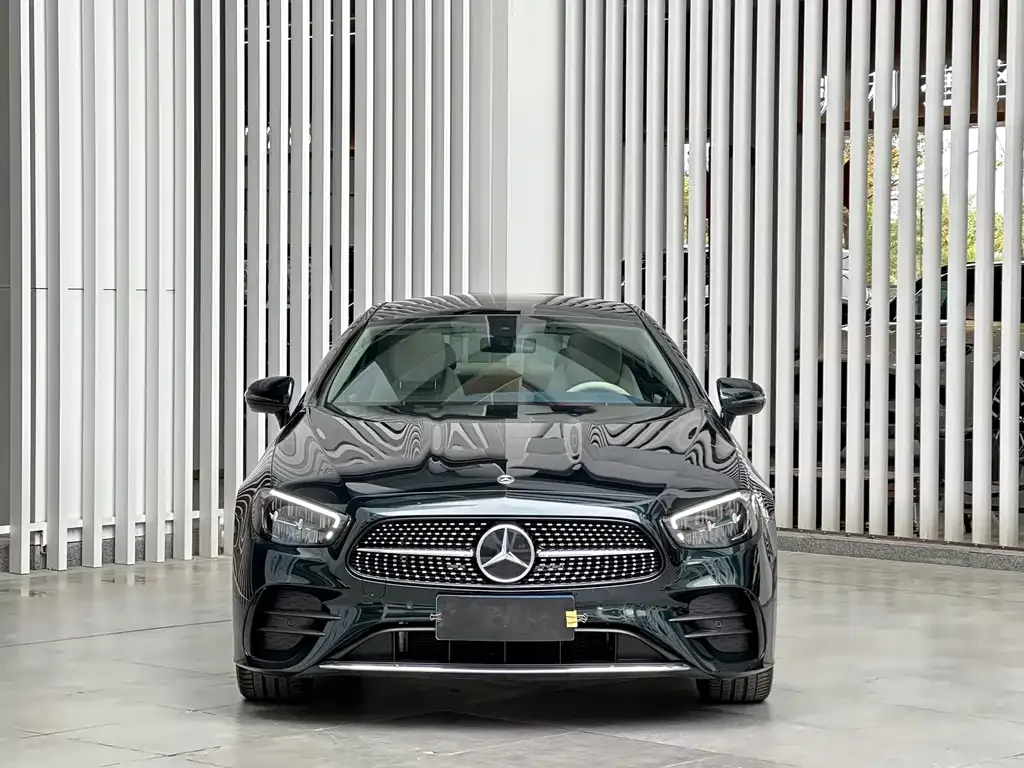 Mercedes-Benz E-Class (Import) — фото 9
