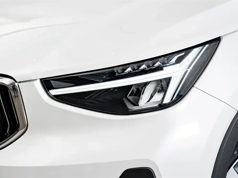 Volvo XC40 2024 из CN, фото 6