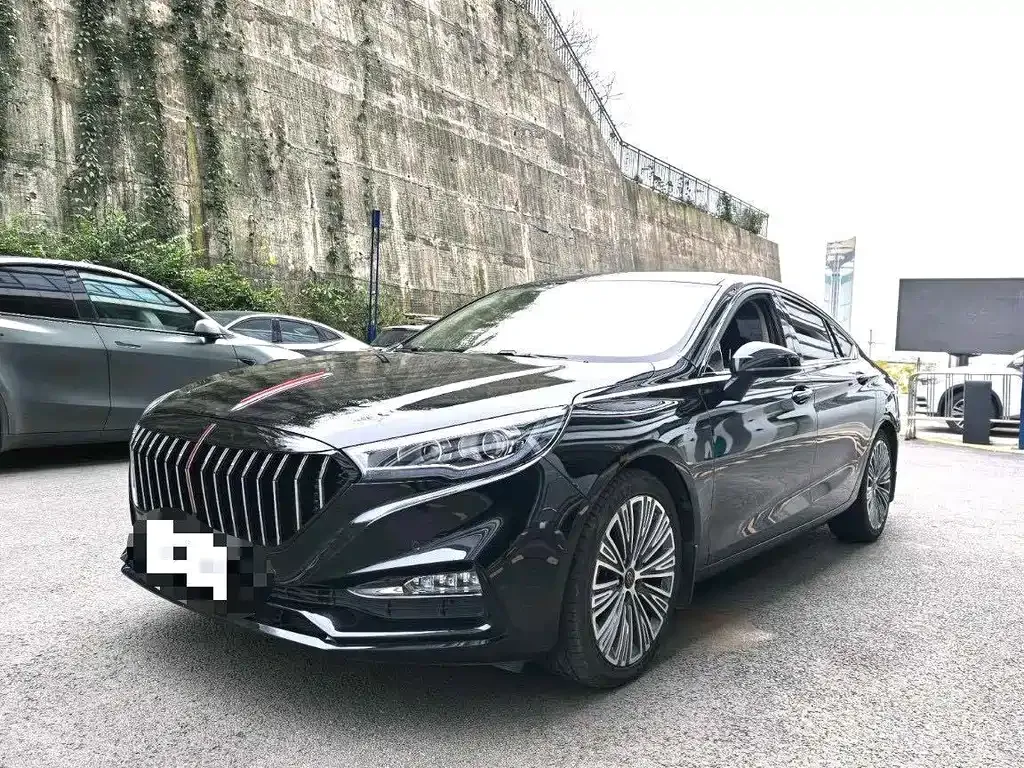 Hongqi H5 — фото 1