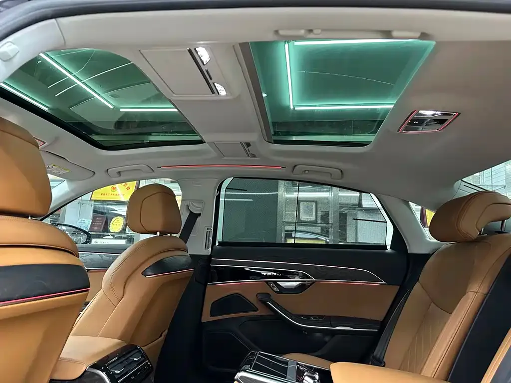 Audi A8 2024 из CN, фото 9