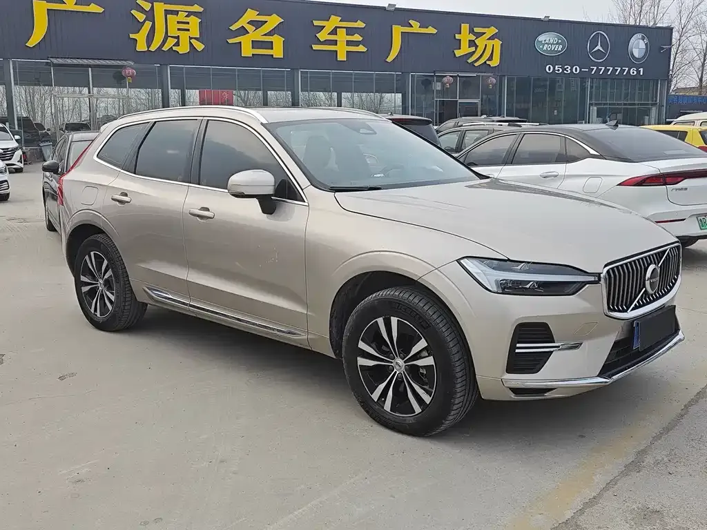 Volvo XC60 2024 из CN, фото 2