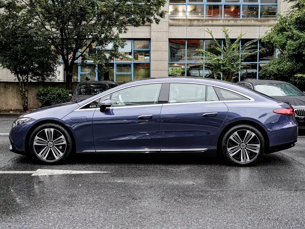 Mercedes-Benz EQS 2024 из CN, фото 10