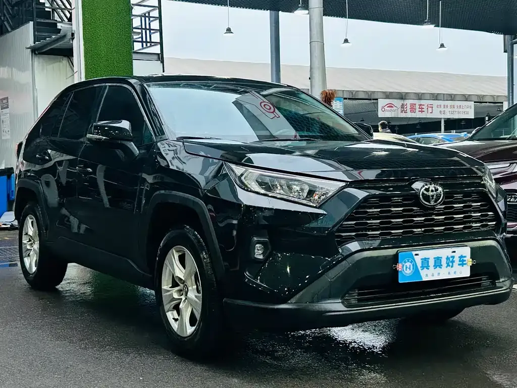 Toyota RAV4 2024 из CN, фото 8