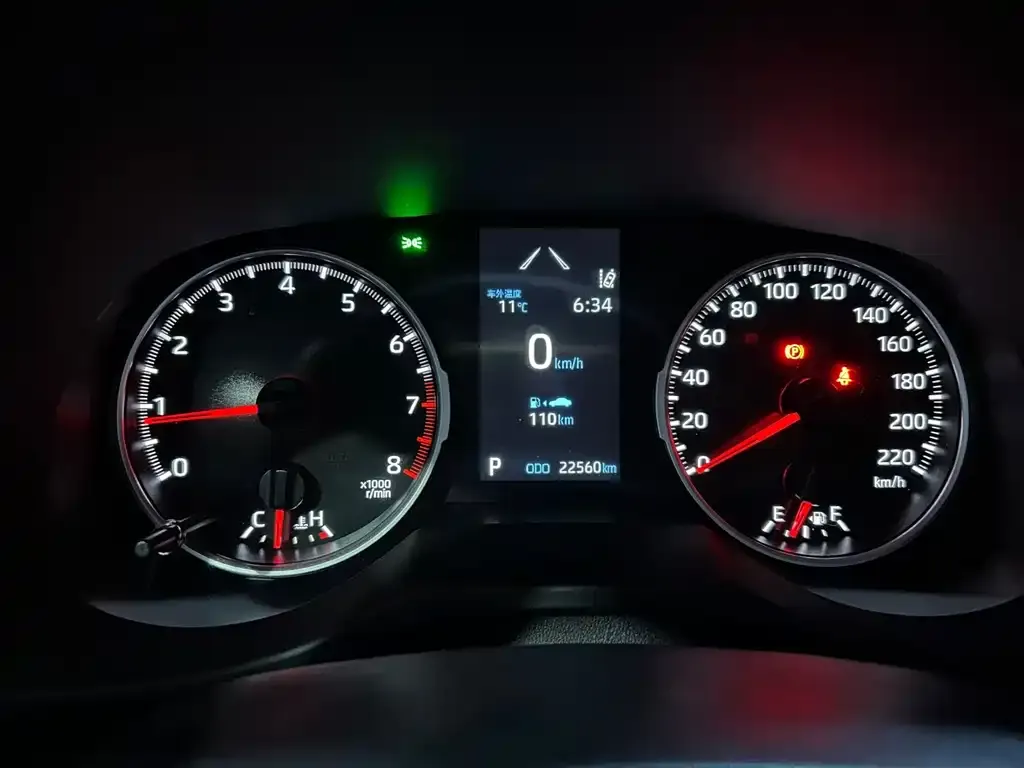 Toyota RAV4 2024 из CN, фото 2