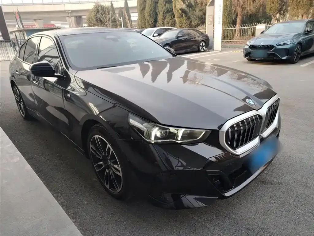 BMW 5 Series (Import) 2025 из CN, фото 6