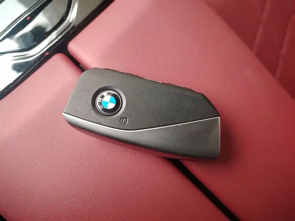 BMW 5 Series (Import) 2025 из CN, фото 7