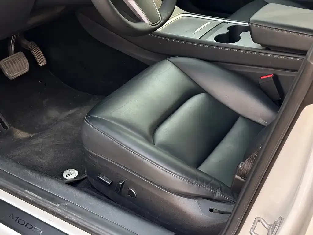 Tesla Model 3 2023 из CN, фото 5
