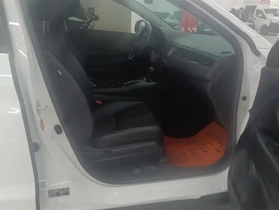 Honda Vezel 2021 из CN, фото 9