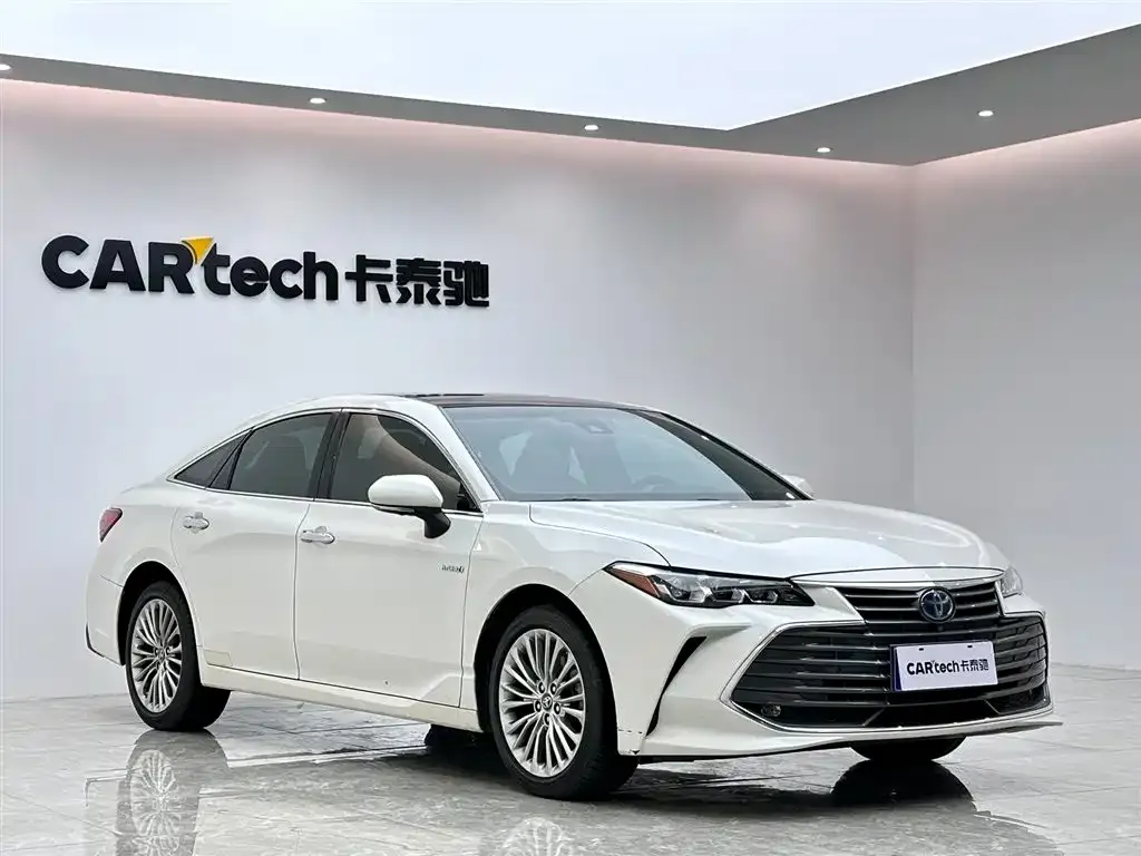 Toyota Avalon — фото 9