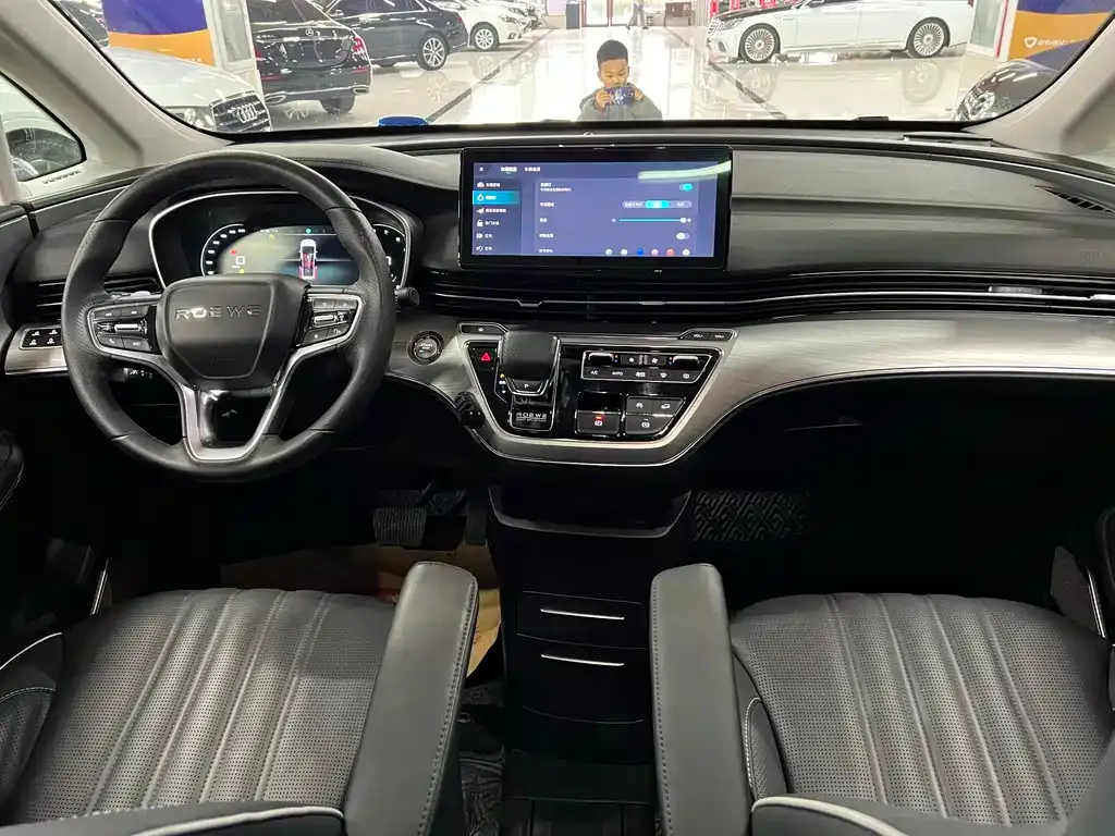 Roewe iMAX8 2022 из CN, фото 7