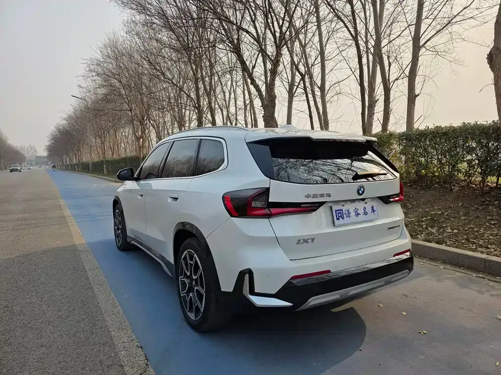 BMW iX1 2024 из CN, фото 6