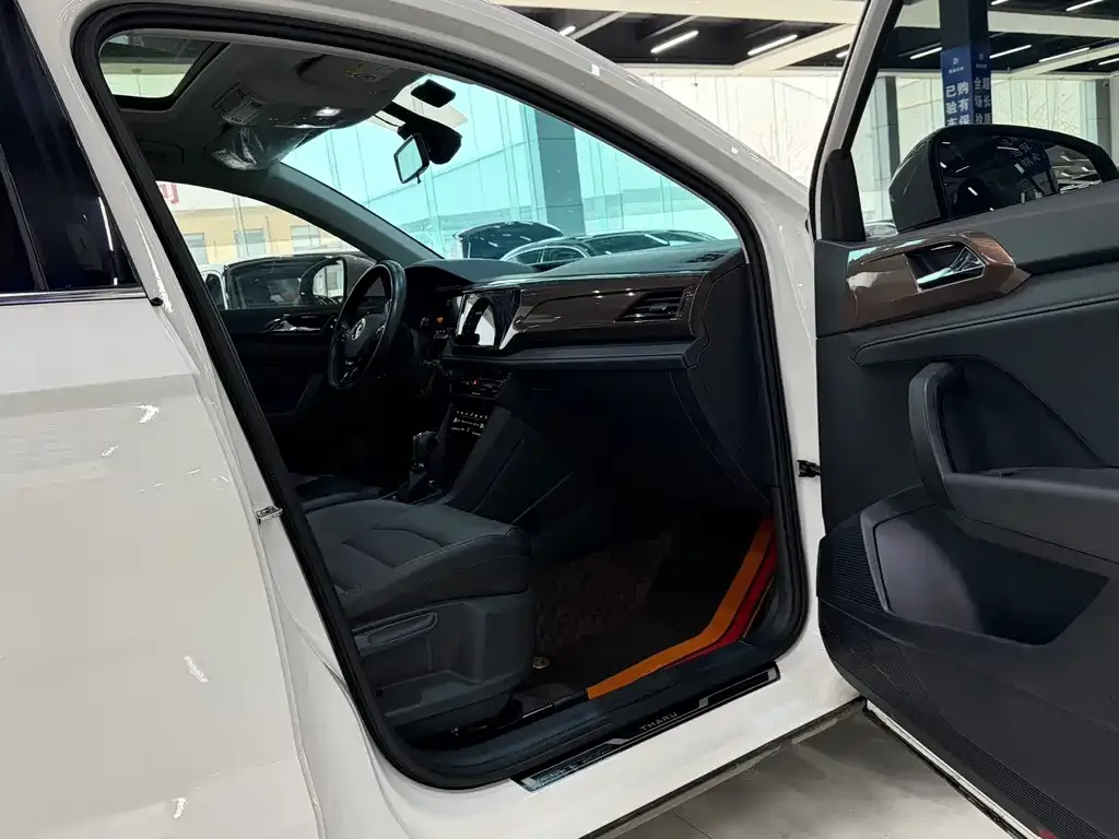 Volkswagen Tharu 2022 из CN, фото 2