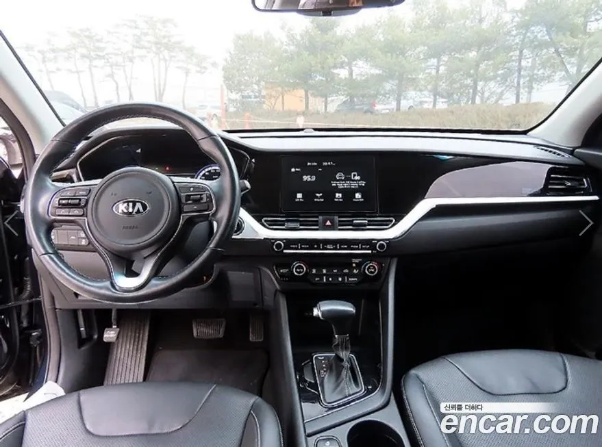 Kia Niro — фото 2