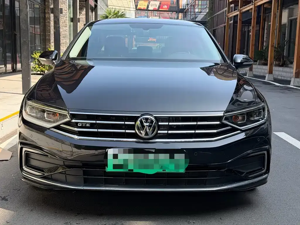 Volkswagen Magotan GTE PHEV 2021 из CN, фото 2