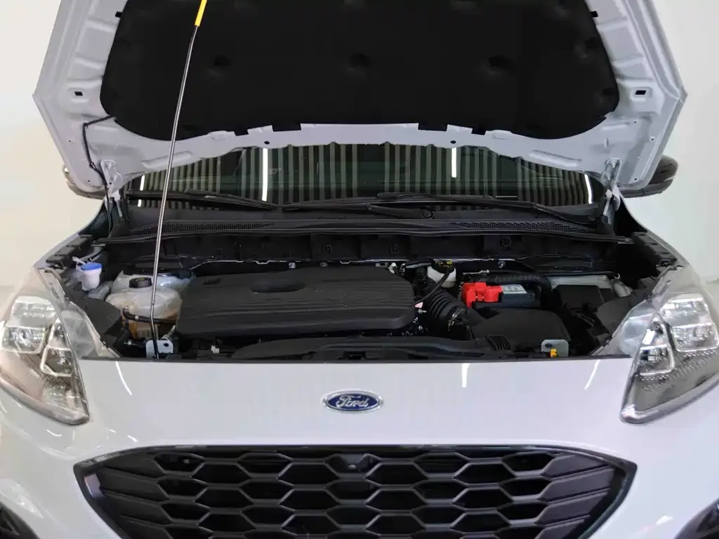 Ford Escape 2023 из CN, фото 8