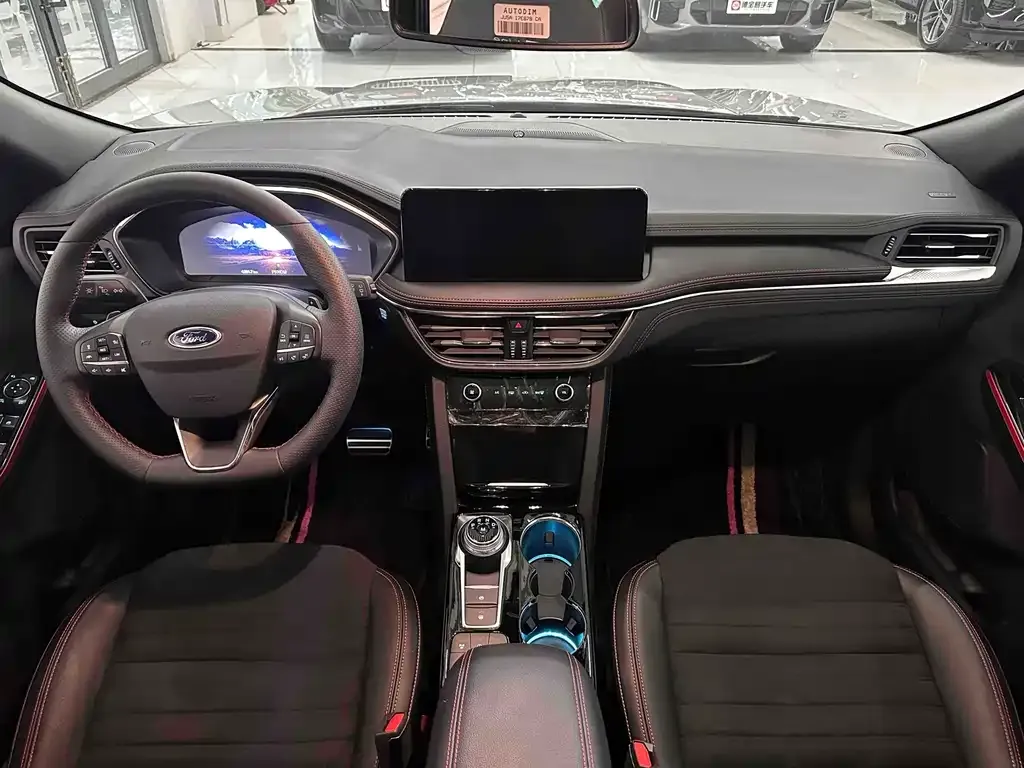 Ford Escape 2023 из CN, фото 10