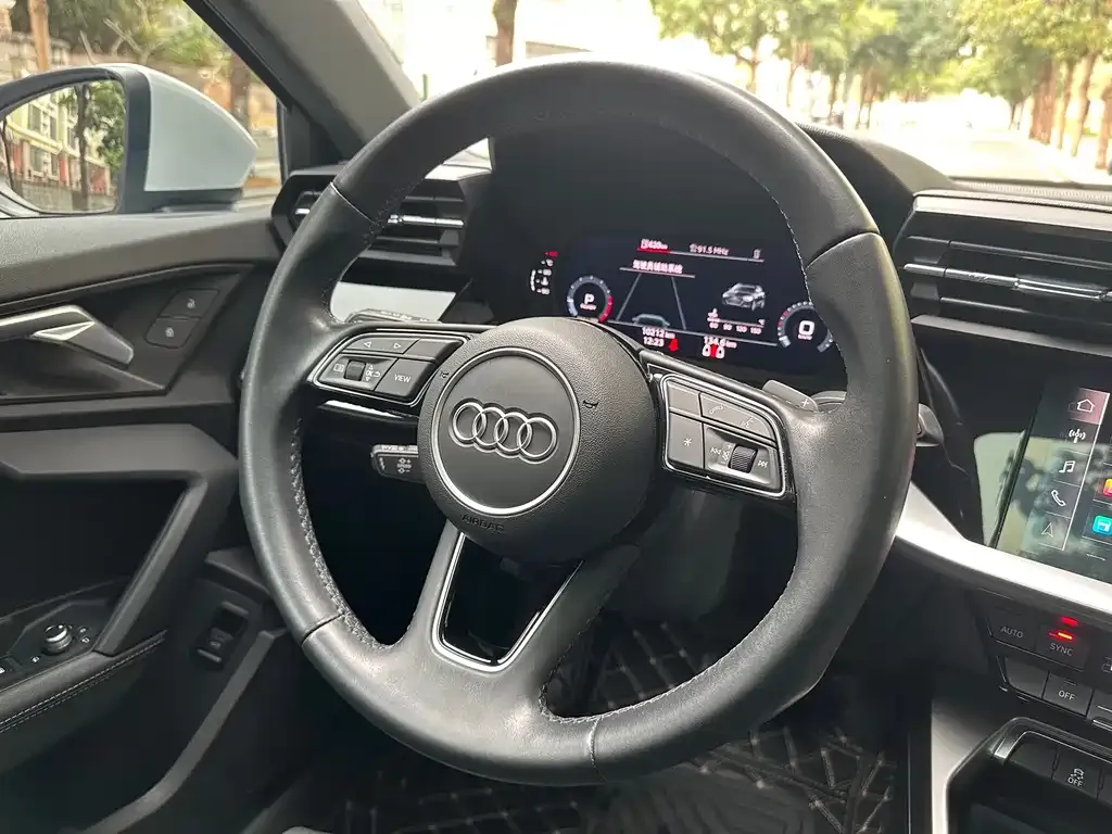 Audi A3 — фото 10