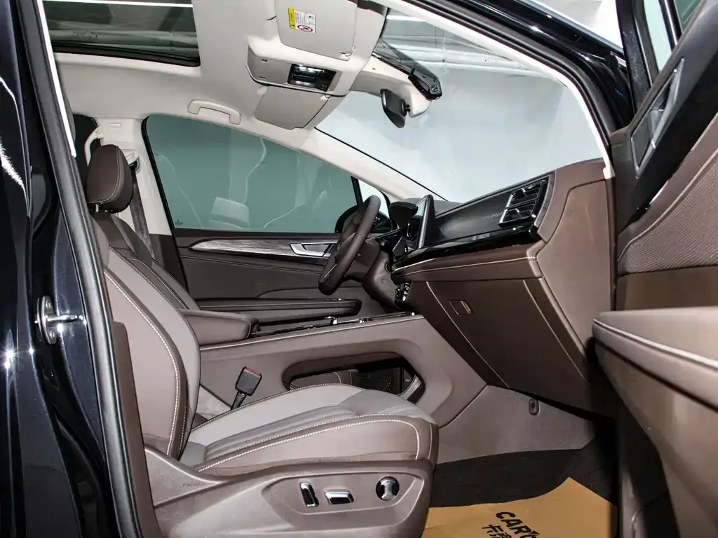 Volkswagen Viloran 2025 из CN, фото 10