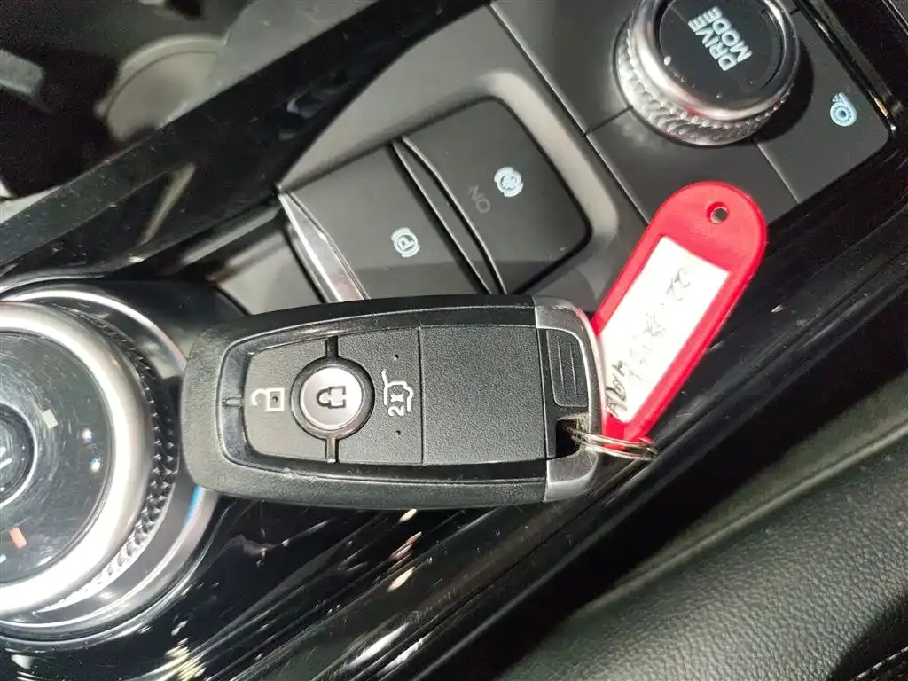 Ford Explorer 2022 из CN, фото 10
