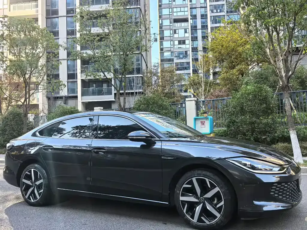 Volkswagen Lamando 2024 из CN, фото 8