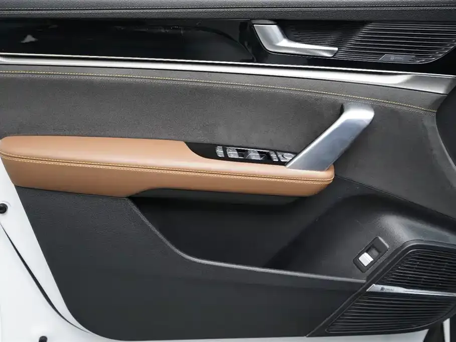 BYD Tang New Energy 2023 из CN, фото 4