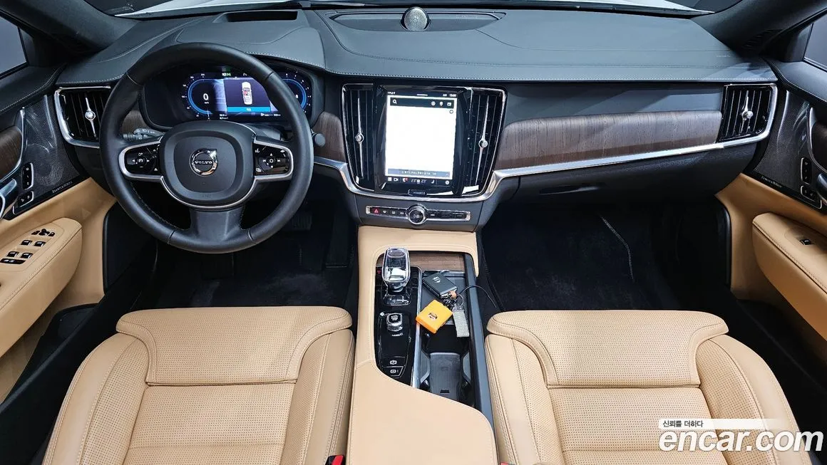 Volvo S90 2024 из KR, фото 10