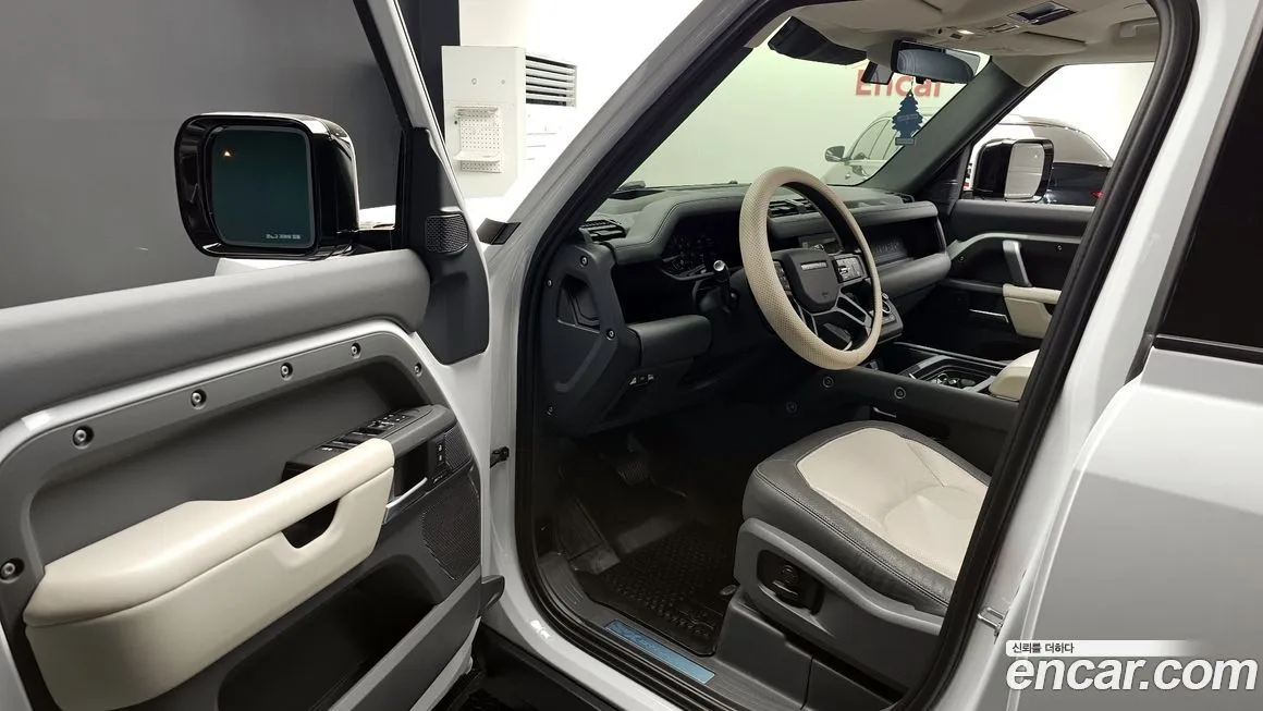 Land Rover Defender 2024 из KR, фото 3