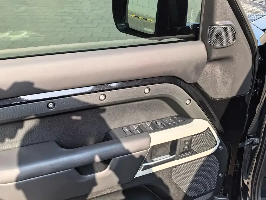 Land Rover Defender 2022 из CN, фото 4