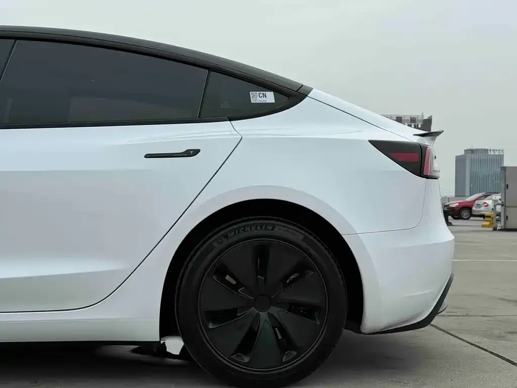 Tesla Model 3 2024 из CN, фото 3