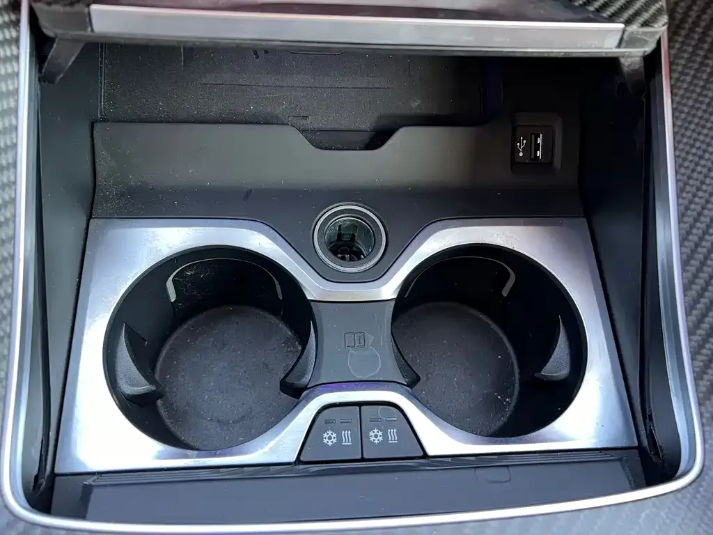 BMW XM 2024 из CN, фото 2
