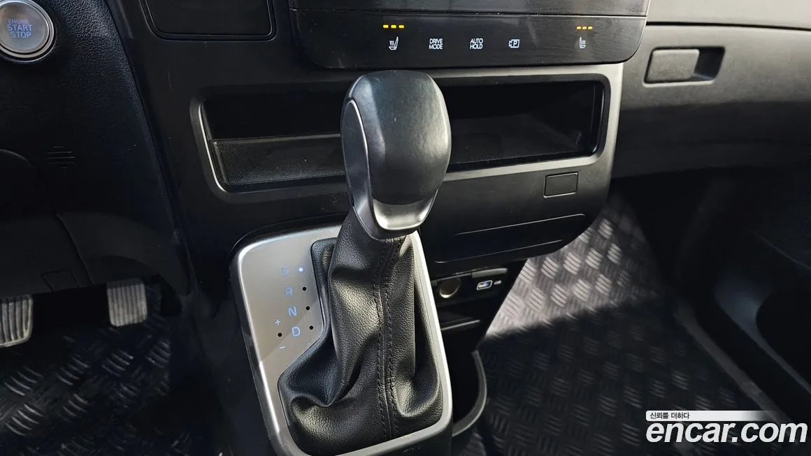 Hyundai Staria — фото 6